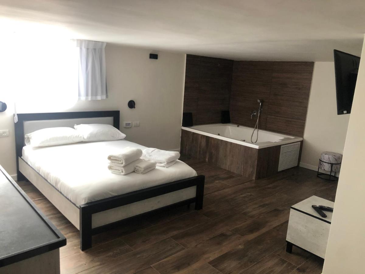 Hermitage Hotel 바트얌 외부 사진
